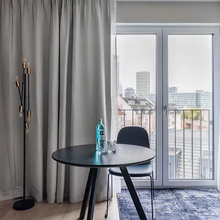 Numa Frankfurt Bloc Apartahotel