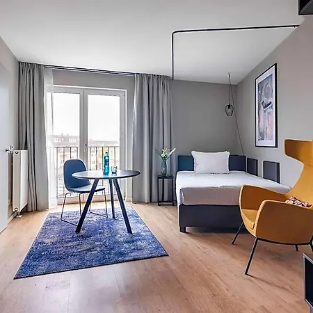 Numa Frankfurt Bloc 4*