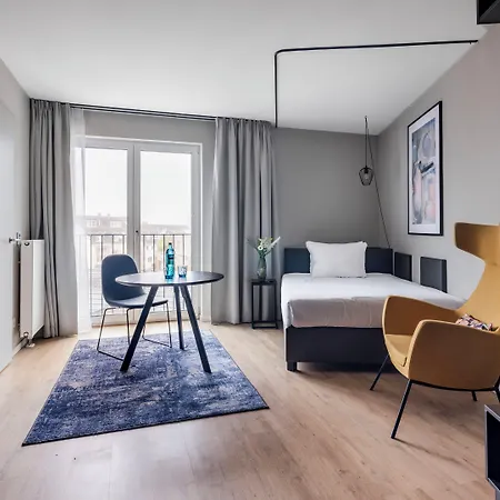 Numa Frankfurt Bloc 4*