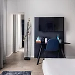 Numa Frankfurt Bloc Apartahotel 4*