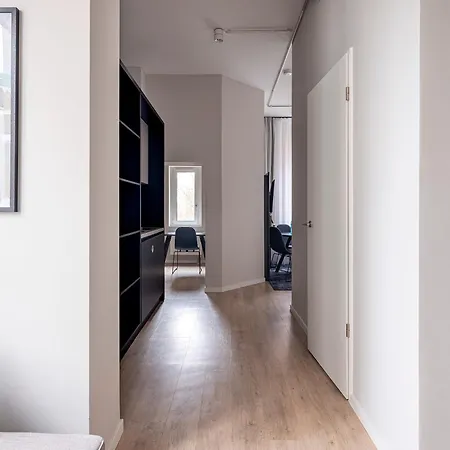 아파트호텔 Numa Frankfurt Bloc 4*