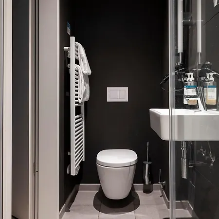 아파트호텔 Numa Frankfurt Bloc 4*